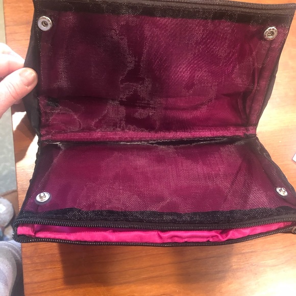 StriVectin set with bag - Picture 3 of 4